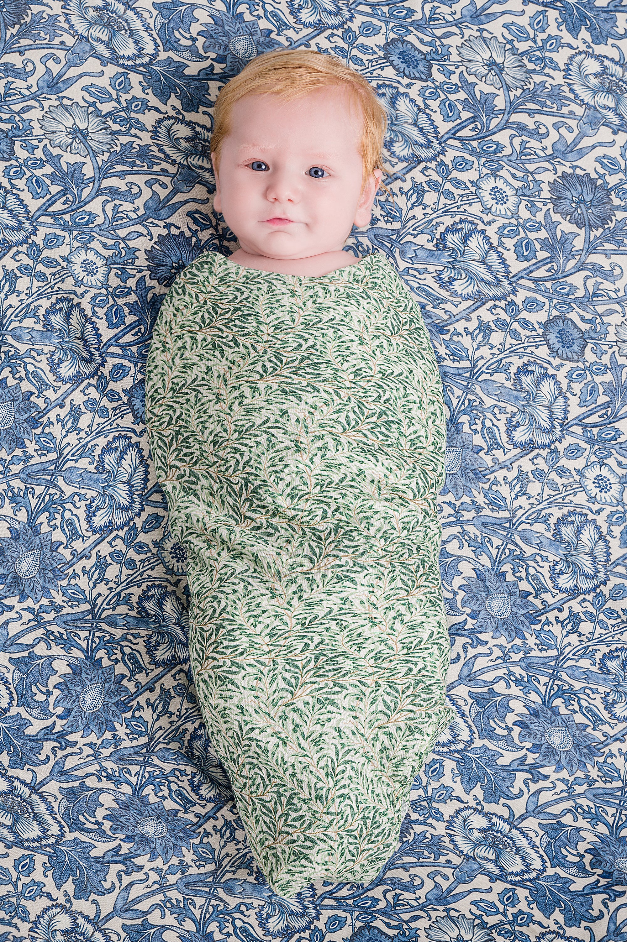 DockATot Swaddle - Pink &amp; Rose / Willow Boughs